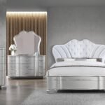 Upholstered 5-Piece Queen Bedroom Set with Tufted Headboard and USB Charging Ports - Silver