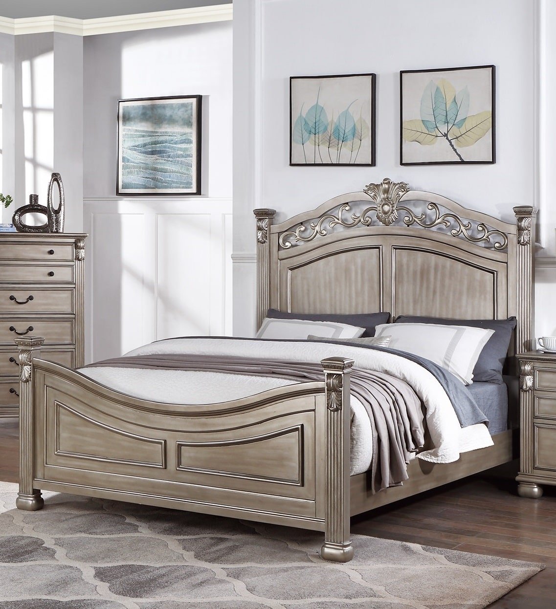 Antique Silver Traditional Bed Frame with Crafted Design - California King